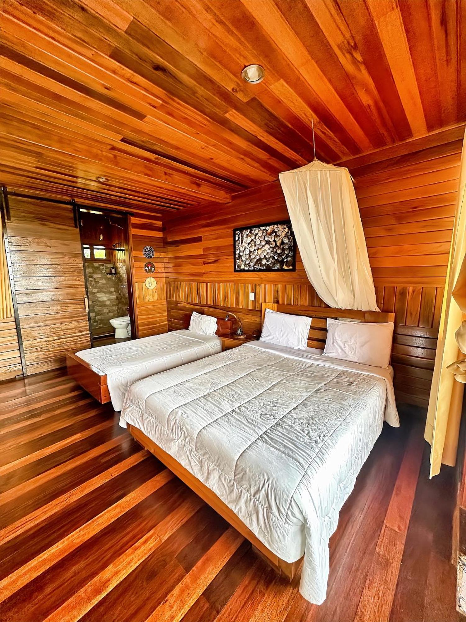 Heimatlos Amazon Lodge 普约 外观 照片